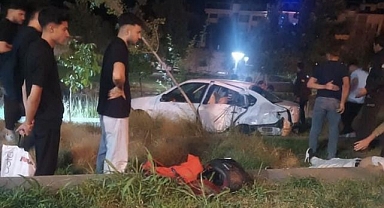  Otomobil Millet Bahçesi'ne girdi: 5 yaralı