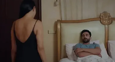 Tepkilerin odağındaki diziden geri adım!