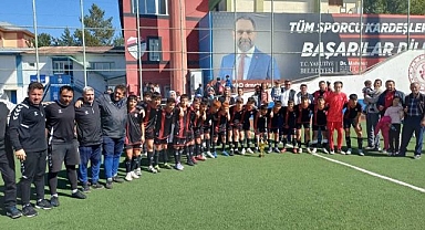 U14 Yay Ligi İl Şampiyonu Yakutiye Belediyespor oldu