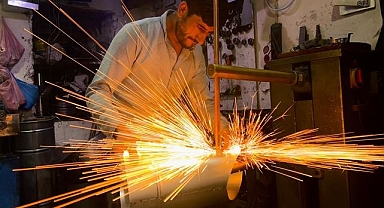 İlk kar düştü sobacılar hızlandı