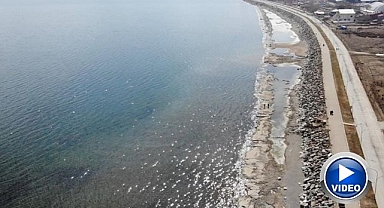 Van Gölü'nde su seviyesi düşüyor