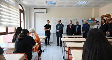 YKS’de dereceye giren öğrencilere maddi destek