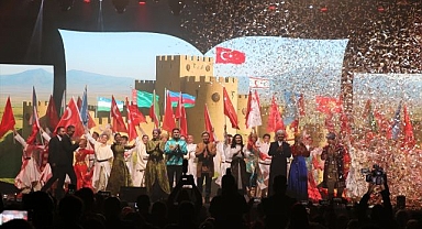 Türk dünyası renkleriyle parladı