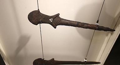 5 bin 500 yıllık kılıçlar tarihe ışık tutuyor