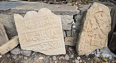 700 yıllık mezar taşları korumaya alındı