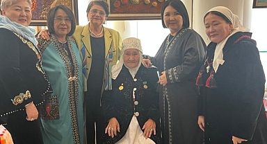 Aktau’dan Türksoy’a anlamlı jest