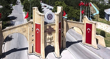 Atatürk Üniversitesinde gençlere iş imkanı