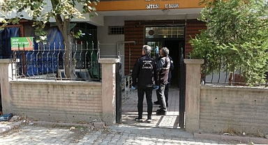 Genç kız balkondan düşerek yere çakıldı