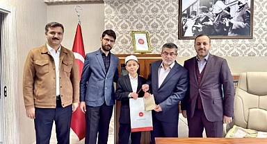 Bir ilki başardı: 90 günde hafız oldu