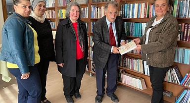 Bir ömrün bilgisi raflarda: Kürkçüoğlu’ndan 800 kitaplık bağış
