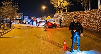 Çeşitli suçlardan aranan 4 şahıs yakalandı