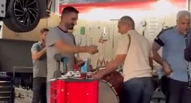 Davul zurnayla aracını teslim aldı