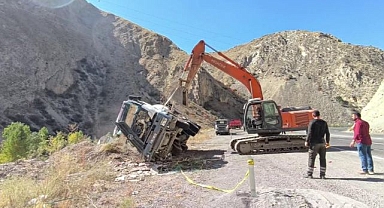 Erzurum-Artvin karayolunda kaza: Kontrolden çıkınca...