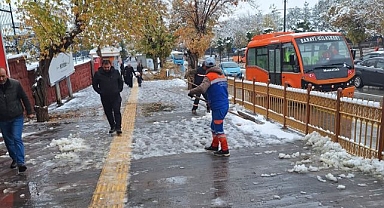 Erzurum’da sonbaharda ekiplerin kar mesaisi