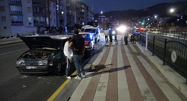 Feci kaza... Tam 4 araç karıştı!