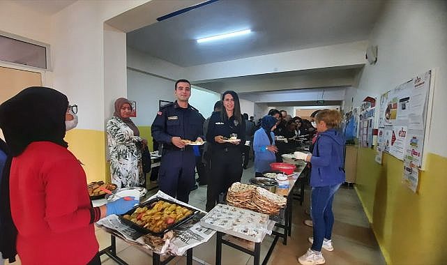 Filistin'e destek kermesi düzenlendi