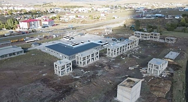 Galericiler sitesi inşaatı tüm hızıyla sürüyor