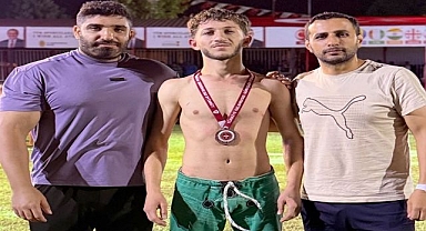 Genç sporcudan gururlandıran başarı