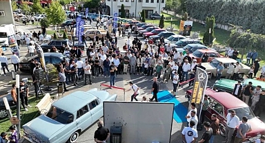 Klasik otomobiller meraklılarıyla buluştu