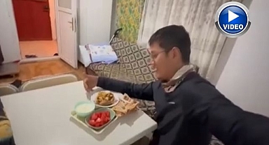 Muhtar turistin ücret ödemesini istemedi