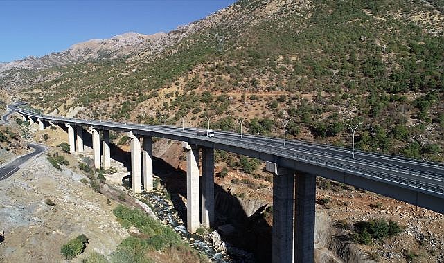 O kara yolu ulaşıma açıldı