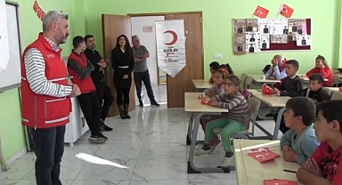 Öğrencilere ilk yardım eğitimi verildi