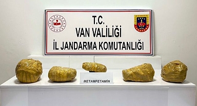 Onlarca kilo metamfetamin ele geçirildi
