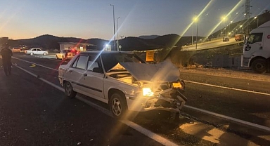 Otomobille motosiklet birbirine girdi!