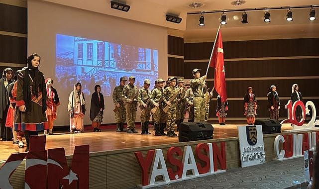 Özel Vakıf Okulları’nda Cumhuriyet coşkusu