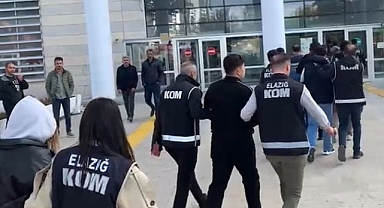 Suç örgütüne büyük darbe! Çok sayıda silah ele geçti