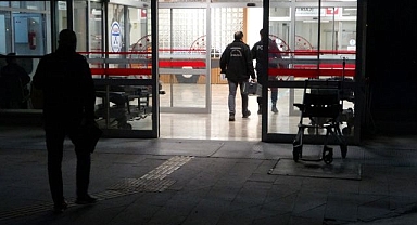 Şüpheli olayda elinden yaralandı