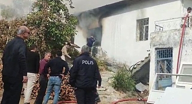 Evde çıkan yangın korkuttu