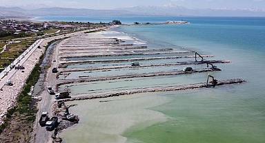 Van Gölü'nden çıktı! Tam 2 milyon metreküp..