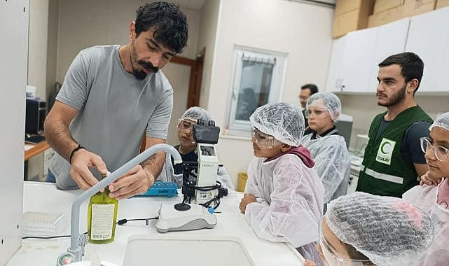 Yeşilay'dan çocuklara özel ilgi