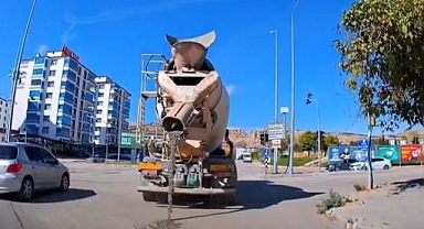 Yola çimento dökerek ilerledi