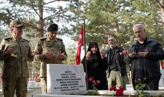 34 yıldır eksilmeyen vefa: Dualarda buluştular