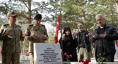 34 yıldır eksilmeyen vefa: Dualarda buluştular