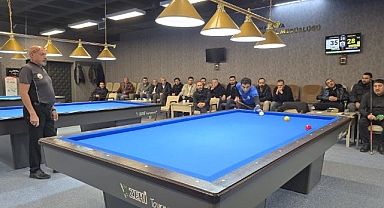 Bilardo tutkunları kıyasıya rekabet ettiler