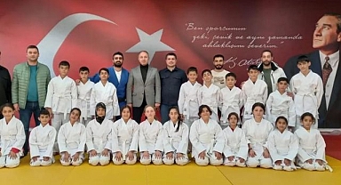 Çakmur’dan ailelere ve sporculara teşekkür