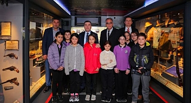 Çanakkale ruhu mobil müzeyle anlatıldı