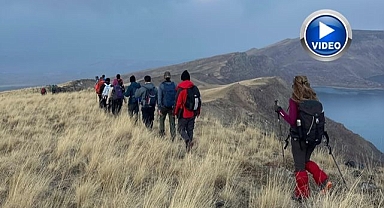 Dağcılardan 12 saatlik zorlu yürüyüş   