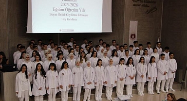 Diş hekimleri beyaz önlüklerini giydi