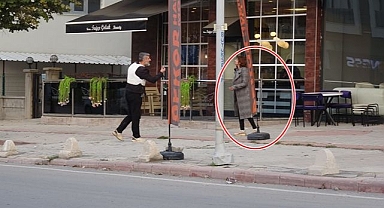 Elindeki tabancayı başına dayadı! Polisler harekete geçti