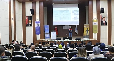 Erzurum'da gençlere bağımlılıkla mücadele eğitimi