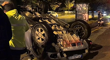 Erzurum'da kamyonet takla attı!