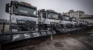 Erzurum'da karla mücadele ekipleri kışa hazır