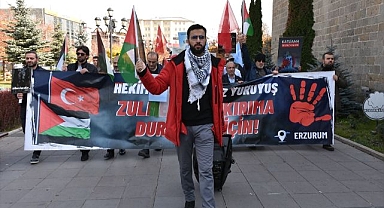 Erzurum'da sağlık çalışanları Gazze için yürüdü