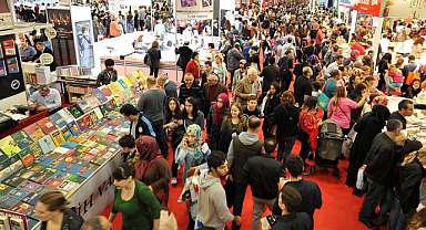 Erzurum Kasım’da kitaba doyacak