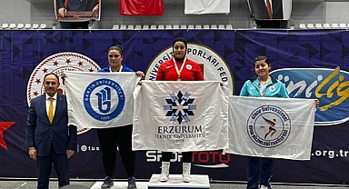 ETÜ’lü boksörler ağır sıklette zirveyi bırakmadı