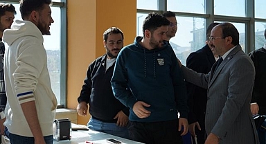 ETÜ mezunları etkinlikte buluştu